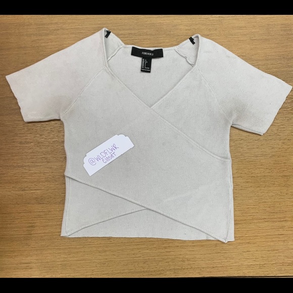 Cream cross strapped crop - Picture 2 of 2